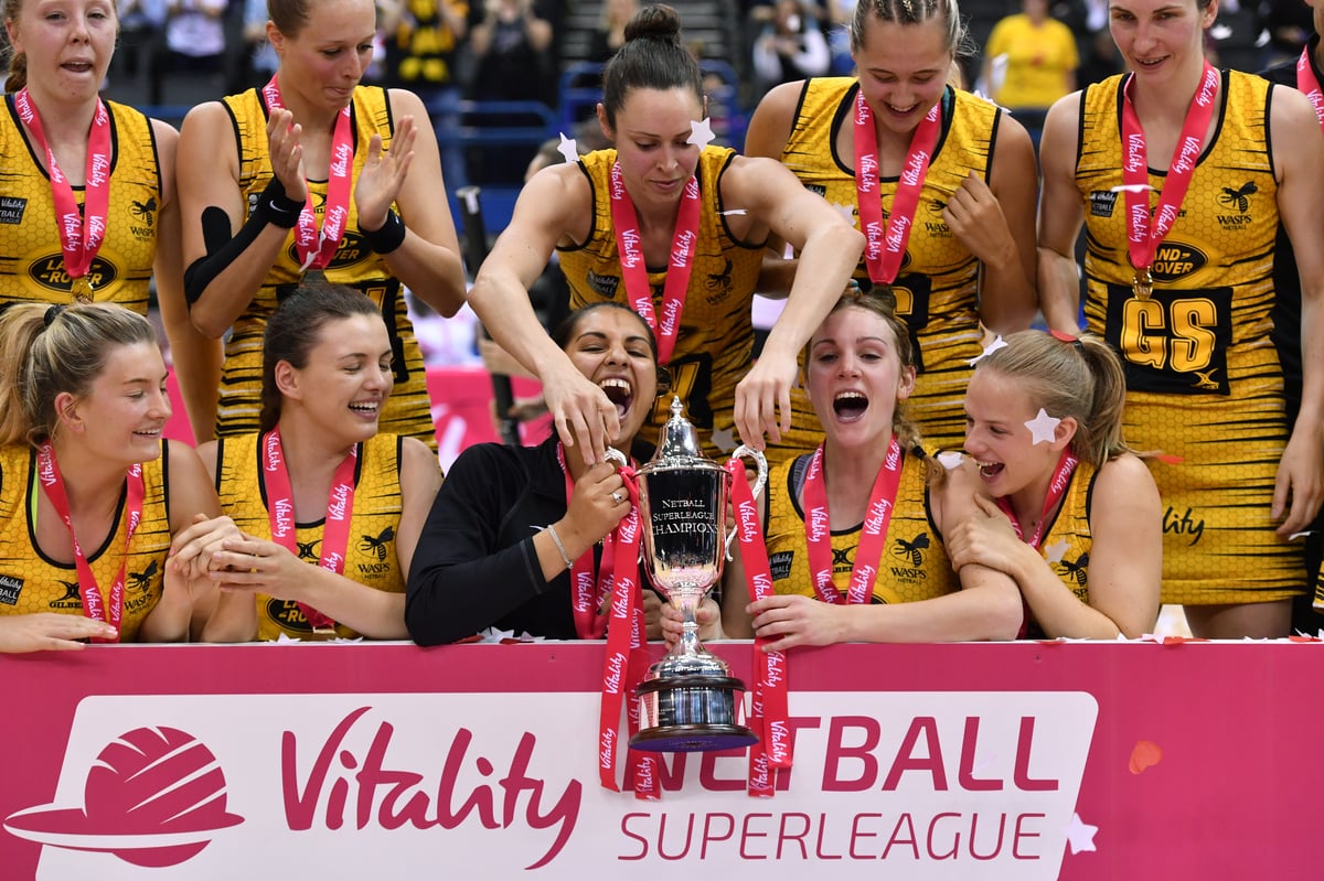 Top Eight Netball Teams Go Toe To Toe In Fast5 Tournament Before Sell Out Crowd Newschain