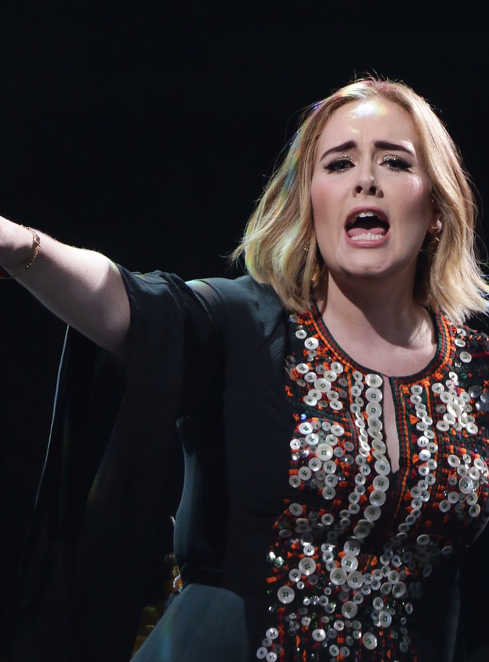 Adele S New Album Delayed And Will Not Be Out In September Says Manager Newschain