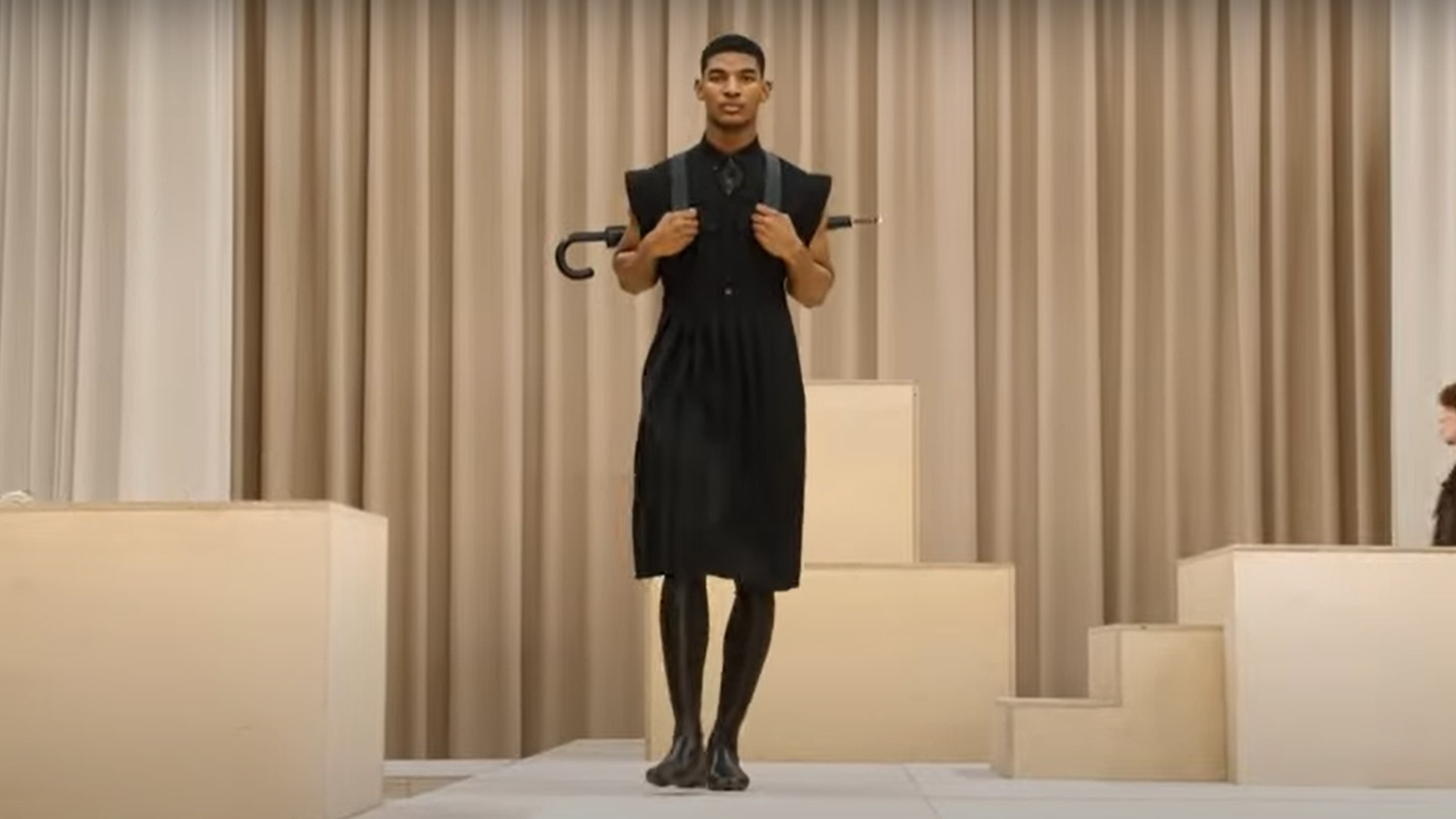 Burberry puts men in dresses on the catwalk at London Fashion Week |  NewsChain