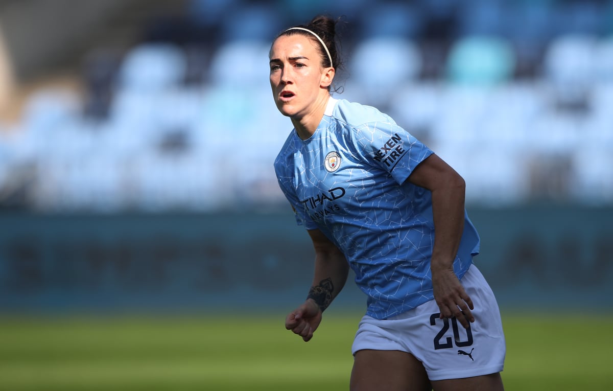 England full-back Lucy Bronze to leave Manchester City